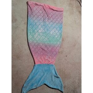 Justice Girls Mermaid Tail Blanket Sleep Sack Cozy One Size Pink Blue Fleece 52"